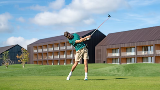 Do Golf Resorts Ever Advertise?